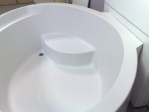 Interior of venus elliptical birth pool.
